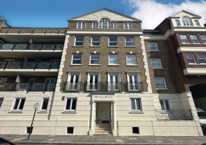 Property for Auction in London - Flat 14 Hudson House, Hortensia Road, Chelsea, London, SW10 0QR