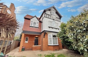 Property for Auction in London - 14 Spencer Road, Chiswick, London, W4 3SN