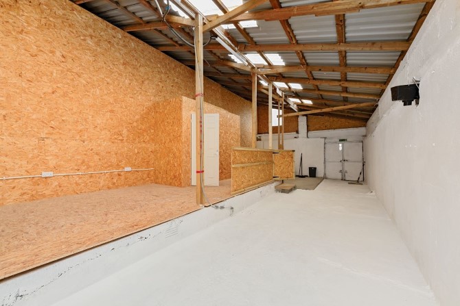Lot Image