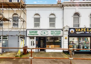 Property for Auction in London - 190A Exeter Street, Plymouth, Devon, PL4 0NQ