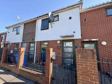 Property for Auction in East Anglia - 10 Park House Court, Catton Grove Road, Norwich, Norfolk NR3 3QL