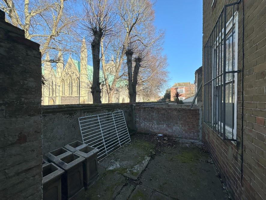 Lot Image