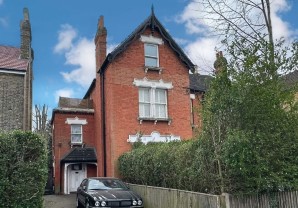 Property for Auction in London - Flat C, 9 Madeira Road, Streatham, London, SW16 2DB
