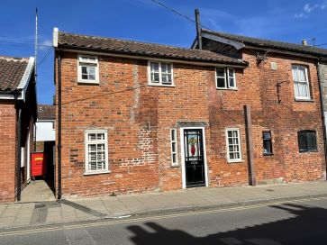 Property for Auction in East Anglia - Windmill Cottage, Bullock Fair Close, Harleston, Norfolk IP20 9AT