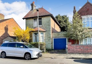 Property for Auction in London - 13 Rock Road, Peterborough, Cambridgeshire, PE1 3BU