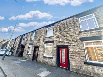 Property for Auction in Manchester - 102 Stockport Road, Mossley, Ashton-under-Lyne, OL5 0RF