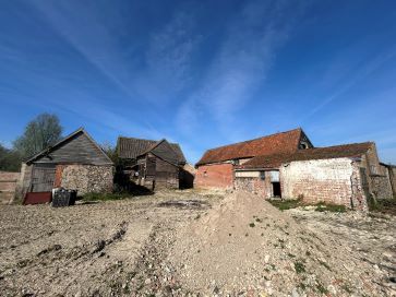 Property for Auction in East Anglia - Trench Farm Barns, Fersfield Road, Kenninghall, Norfolk NR16 2DN
