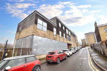 Property for Auction in West Yorkshire - Room 8 Flat 6, 2 Hallgate, Bradford , West Yorkshire BD1 4NN