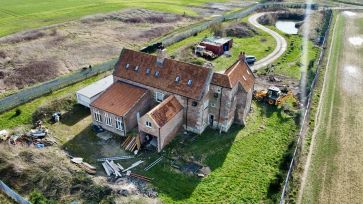 Property for Auction in Hull & East Yorkshire - Haltemprice Priory Farmhouse, Abbey Lane, Hull, Hull HU10 6FX