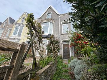 Property for Auction in Wales - Flat 3, 14 Richmond Road, Uplands, Swansea SA2 0RB