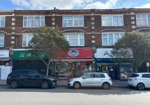 Property for Auction in London - 3A Brent Mansions, Brent Street, Hendon, London, NW4 2HJ