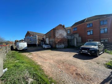 Property for Auction in East Anglia - 12/13 Priory Plain, Great Yarmouth, Norfolk NR30 1NQ