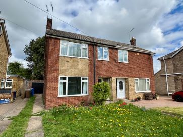 Property for Auction in Hull & East Yorkshire - 3 Manor Close, Beverley, East Riding of Yorkshire HU17 7BP