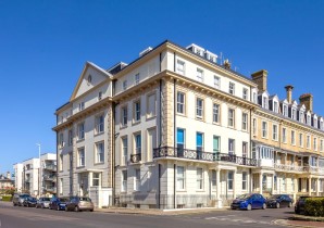 Property for Auction in Sussex & Hampshire - Flat 26 West Mansions, 18 Heene Terrace, Worthing, West Sussex, BN11 3NT