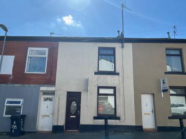 Property for Auction in Manchester - 1 Whetstone Hill Lane, Watersheddings, Oldham, OL1 4HS