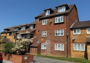 Property for Auction in London - 48 Springwood Crescent, Edgware, Middlesex, HA8 8SE