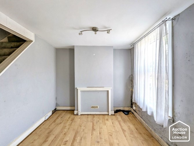 Lot Image