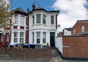 Property for Auction in London - Flat 3, 2 Buxton Road, Willesden, London, NW2 5BJ