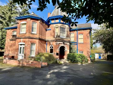 Property for Auction in Birmingham - Coombe House, 54 Broomfield Road, Kidderminster, Worcestershire DY11 5PH