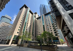Property for Auction in London - Flat 152 Discovery Dock Apartments East, 3 South Quay Square, Isle of Dogs, London, E14 9RZ