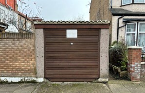 Property for Auction in London - Garage at Rear of 150 Seely Road, Tooting, London, SW17 9RH
