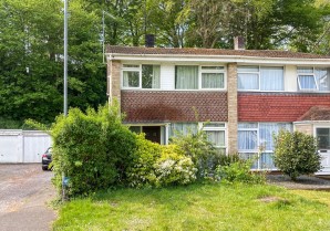 Property for Auction in London - 18 Dell Close, Waterlooville, Hampshire, PO7 5AY
