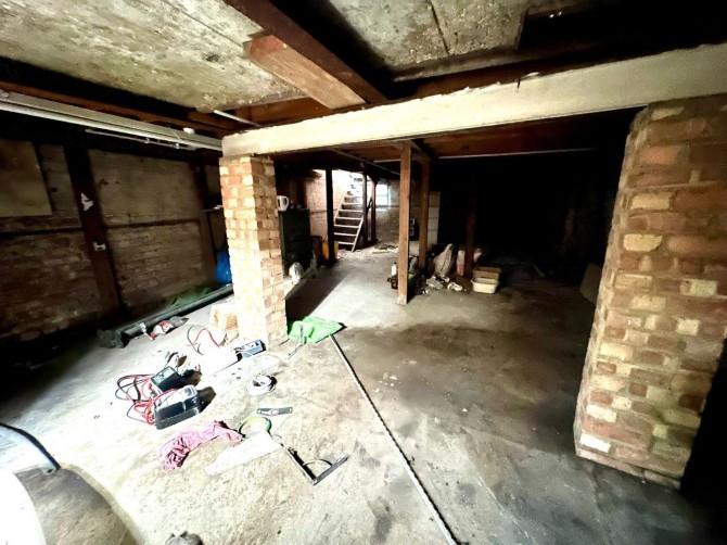 Lot Image