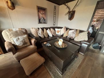 Lallybroch, 1 Melldalloch Lodges, 1 Melldalloch Lodges, Kilfinan, Tighnabruaich, Argyll PA21 2ER