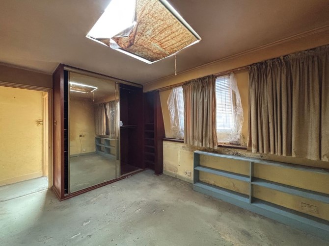 Lot Image