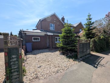Property for Auction in South West - 20 The Oval, Bicester, Oxfordshire OX26 2EN