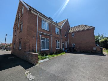 Property for Auction in South West - Flat 1, 17 Golf Links Road, Burnham-On-Sea, Somerset TA8 2PW