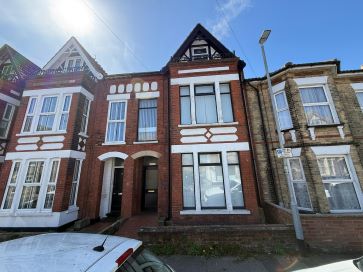 Property for Auction in East Anglia - 11 Regent Road, Lowestoft, Suffolk NR32 1PA