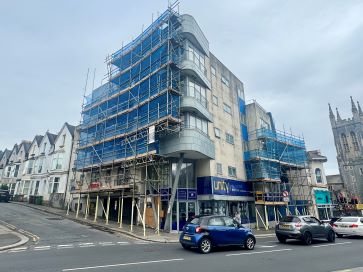 Property for Auction in South West - Flat 16, Headland Park House, 94 North Hill, Plymouth, Devon PL4 8EX