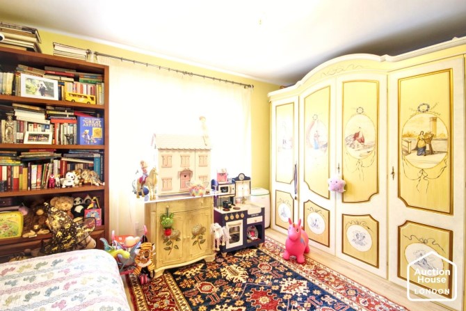 Lot Image