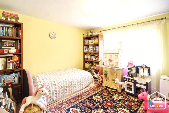 Lot Image