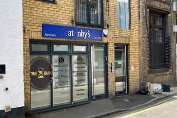 Property for Auction in North West - 13, Hatton Place, London, London EC1N 8RU