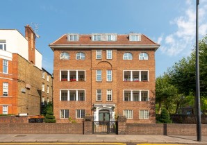 Property for Auction in London - 36 Mulberry Close, Beaufort Street, Chelsea, London, SW3 5AB