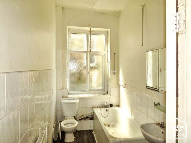 Lot Image