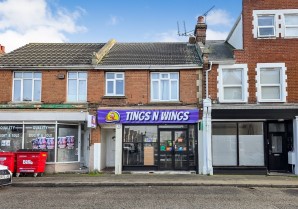 Property for Auction in London - 74 High Street, Clacton-on-Sea, Essex, CO15 6PW