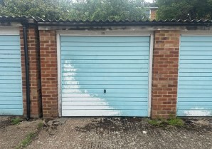 Property for Auction in London - Garage 88 at Mariner Gardens, Richmond, Surrey, TW10 7UU