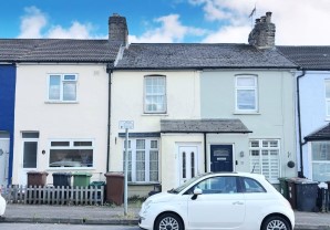 Property for Auction in London - 7 Whaley Road, Potters Bar, Hertfordshire, EN6 2RA
