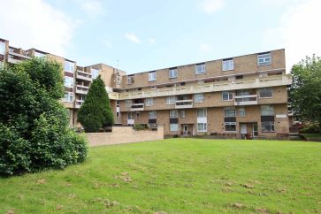 Property for Auction in North East - 157 Waterloo Walk, Washington, Tyne and Wear NE37 3EL