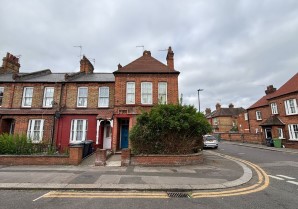 Property for Auction in London - 46L Salisbury Road, Wood Green, London, N22 6NX