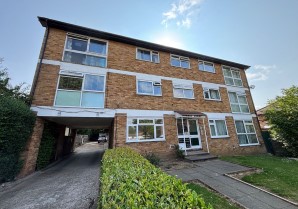 Property for Auction in London - 1 Dorset Court, 117 Halsbury Road East, Northolt, Middlesex, UB5 4PZ