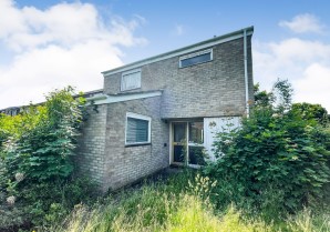 Property for Auction in London - 422 Grace Way, Stevenage, Hertfordshire, SG1 5AS