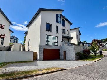 Property for Auction in Scotland - 8 Oakhill Grange, Aberdeen, Aberdeenshire AB15 5EB