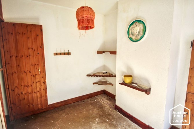 Lot Image