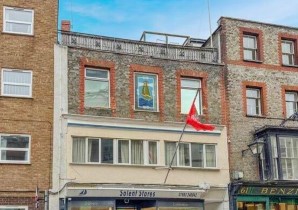 Property for Auction in Sussex & Hampshire - Flats 2 and 3 Monkey Island, 60 High Street, Cowes, Isle of Wight, PO31 7RL