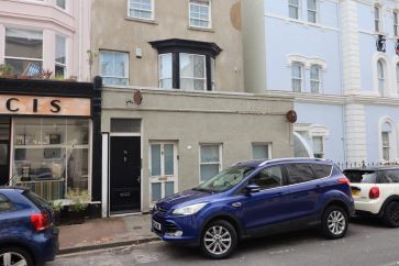 Property for Auction in Hull & East Yorkshire - 5 South Street, Scarborough, North Yorkshire YO11 2BP