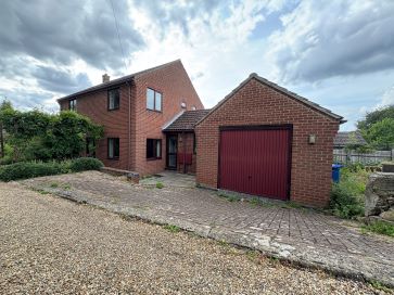 Property for Auction in East Anglia - 8A Poplar Avenue, Norwich, Norfolk NR4 7LB